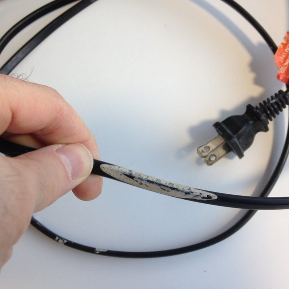 Memorex Portable Radio Analog Tuner MR44-04 Corded or Battery powered - Picture 6 of 8